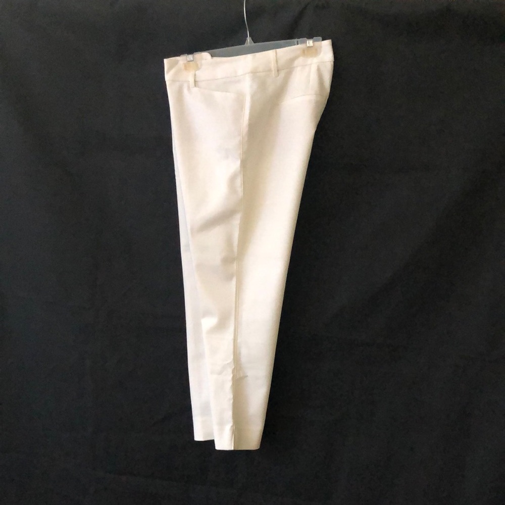 WHBM Perfect Form Straight Crop Pants